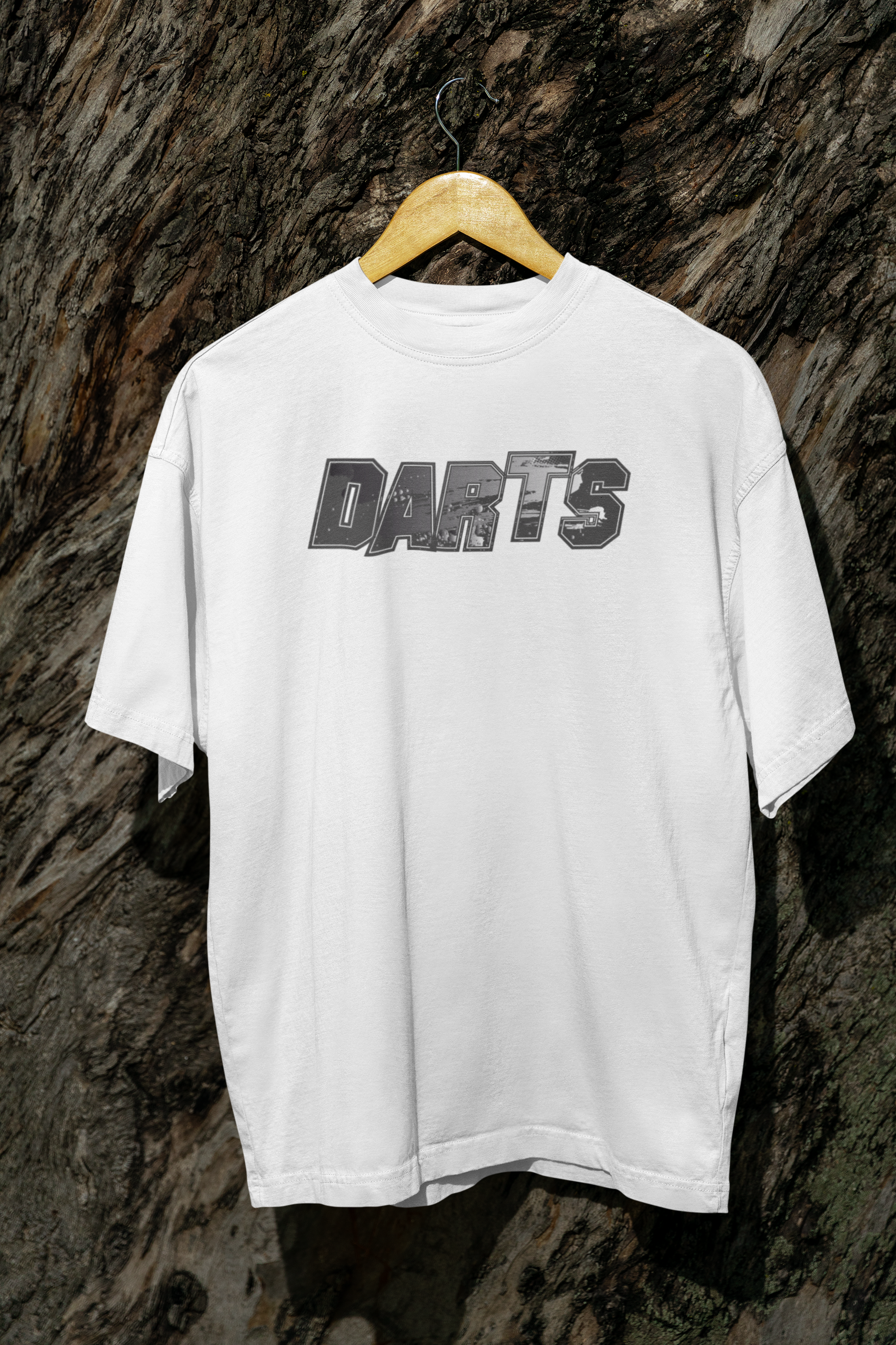 DARTS - black&white